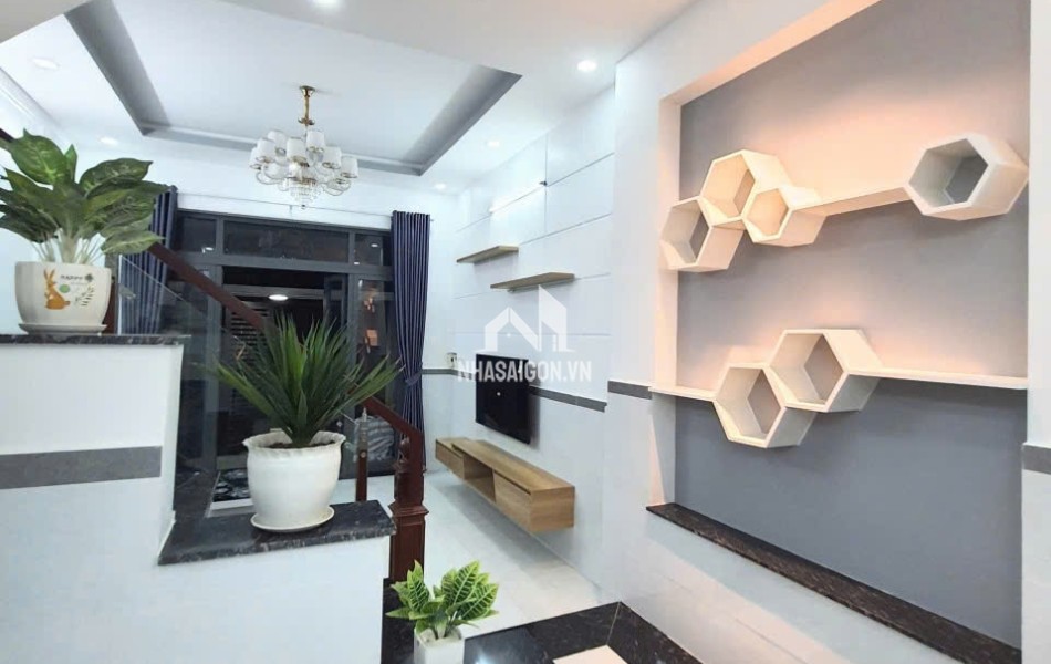 Bán nhà mới xây Full nội thất đường số 8 linh xuân thủ đức, Lh0909428959.